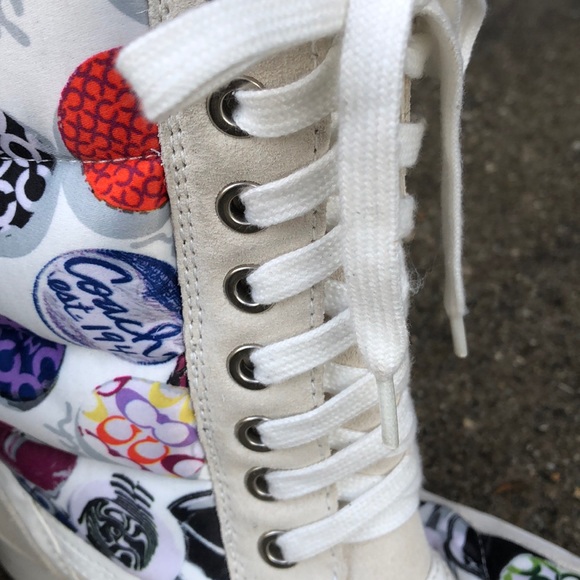 Coach Boots - Picture 4 of 5